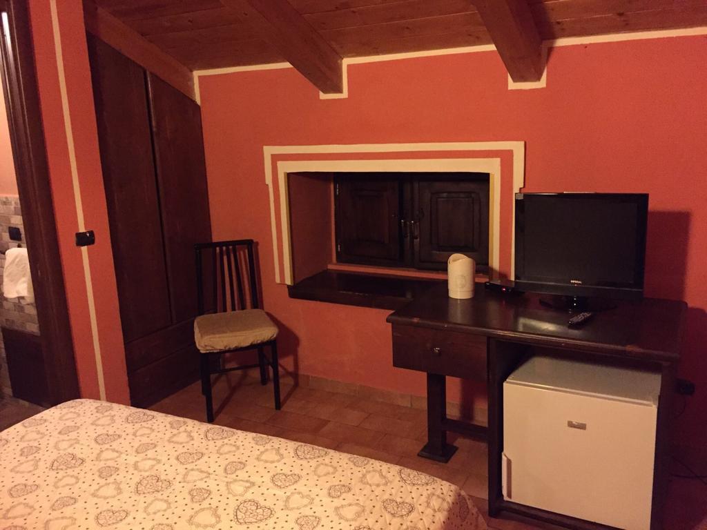 Il Casello Hotel Paola Kamer foto